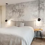 Hotel My Leesch - Hotel&restaurant Nahe Büsum - Hunde Herzlich Willkommen *