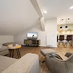 My Leesch - Hotel&restaurant Nahe Büsum - Hunde Herzlich Willkommen