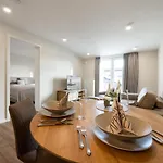 My Leesch - Hotel&restaurant Nahe Büsum - Hunde Herzlich Willkommen * Reinsbuttel