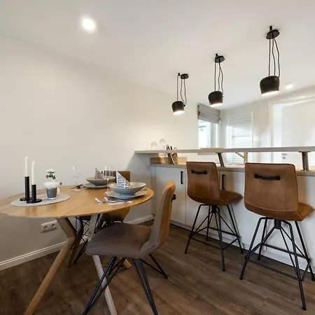 My Leesch - & Restaurant Nahe Buesum - Hunde Herzlich Willkommen Reinsbuttel